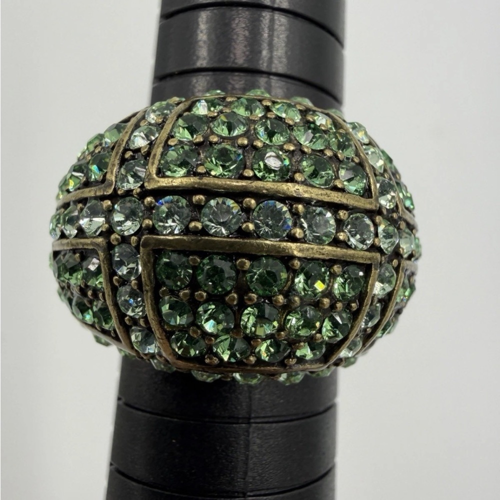 Heidi Daus Elegant Green Crystal Ring size 8